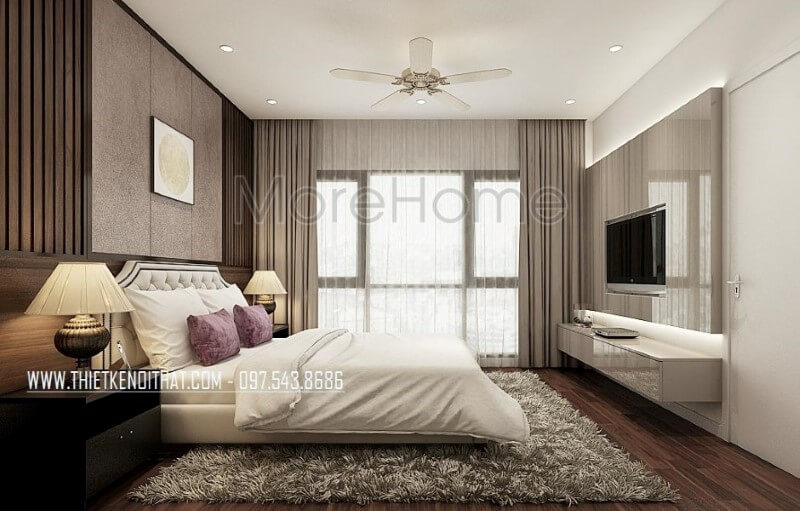 Cửa kính lớn cùng rèm 2 lớp giúp không gian luôn thông thoáng bên cạnh đó, đồ nội thất hiện đại sang trọng càng làm tăng thêm sự sang trọng, đẳng cấp cho phòng ngủ master. Thiết kế phòng ngủ nhà phố